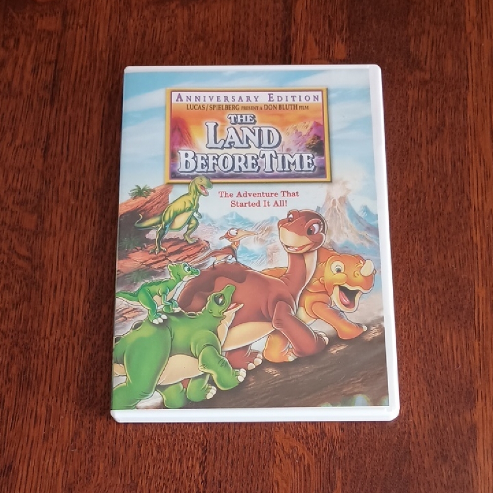 Universal Studios Land Before Time Anniversary Edition